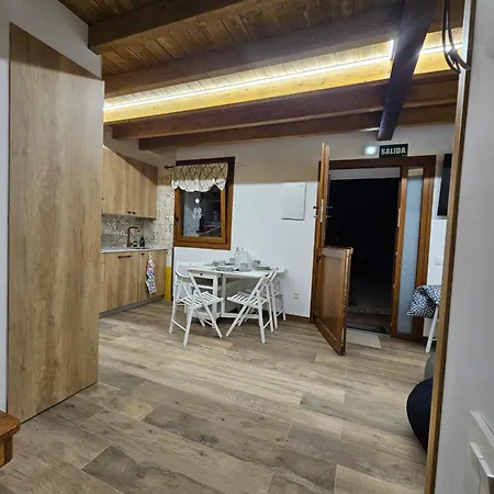 Casa De Aldea La Corexa Tatil Evi Bañugues